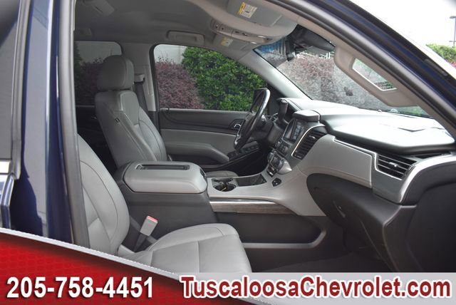 Used 2019 Chevrolet Tahoe LT w/ Luxury Package RWD image 29