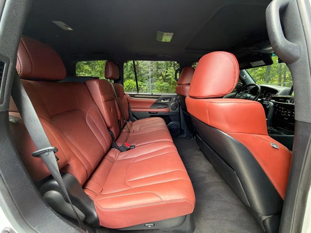 Used 2021 Lexus LX 570 4WD w/ Sport Package image 12