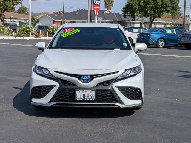 Used 2021 Toyota Camry XSE image 2