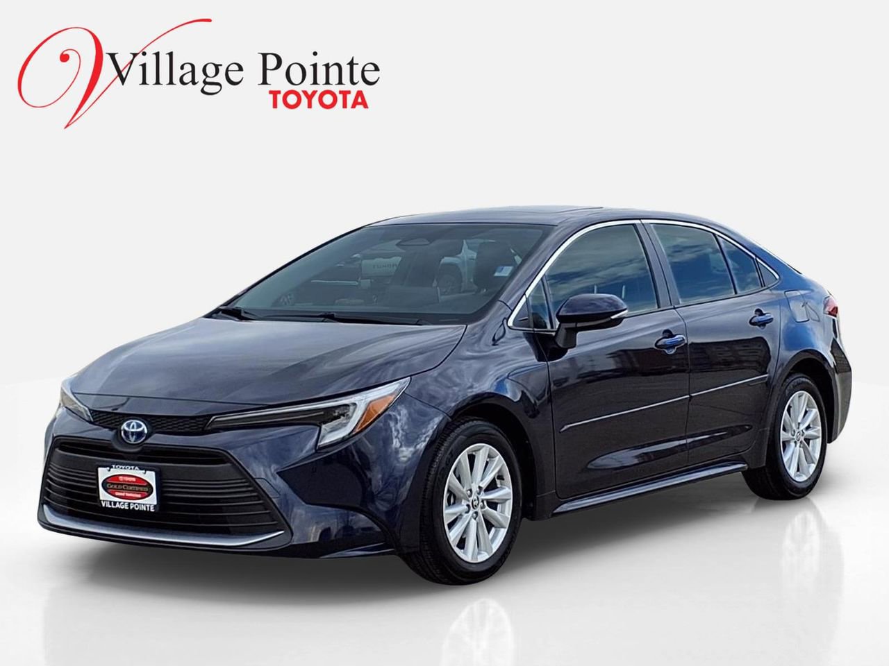 Used 2025 Toyota Corolla XLE image 1