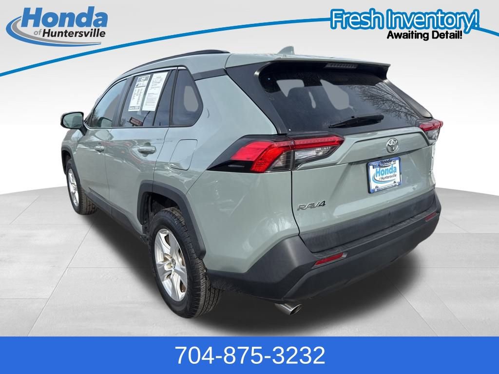 Used 2020 Toyota RAV4 XLE image 6