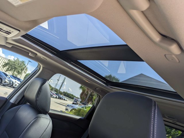 Used 2023 Nissan Rogue SL FWD image 22