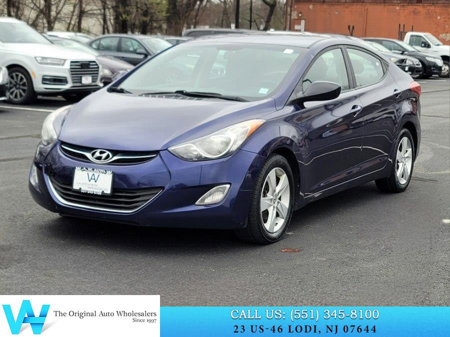 Used 2013 Hyundai Elantra GLS w/ Preferred Pkg image 3