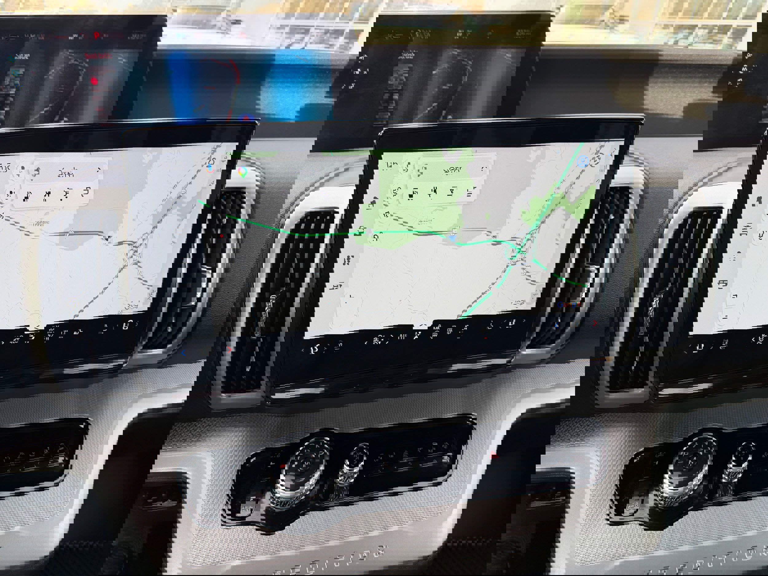 Certified 2025 Ford Expedition Active AWD/4WD image 30