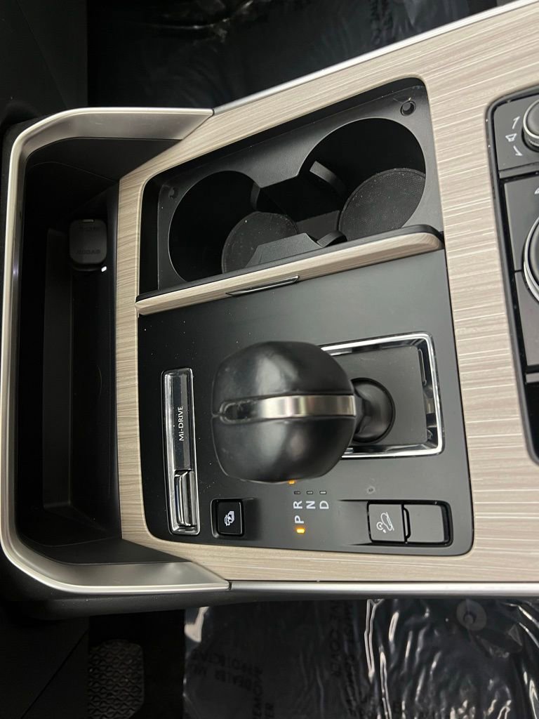 Used 2024 MAZDA CX-90 Plug-In Hybrid w/ Premium Pkg image 14