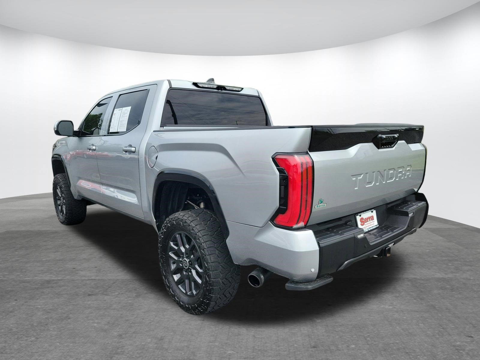 Used 2024 Toyota Tundra Platinum RWD image 28