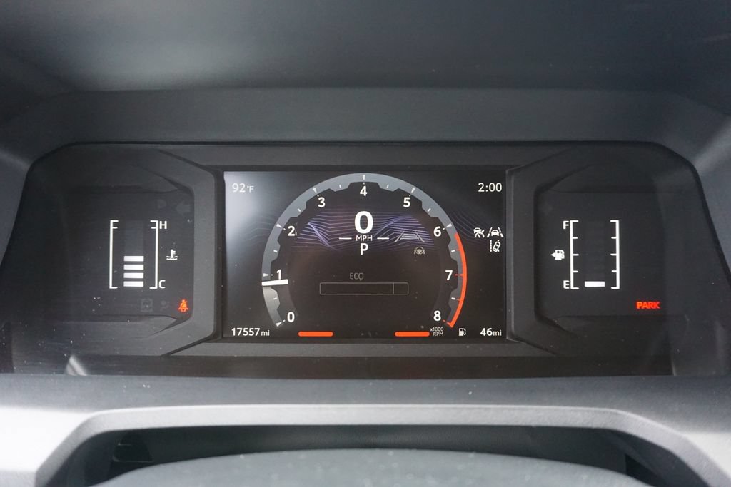 Used 2025 Toyota 4Runner SR5 AWD/4WD image 5