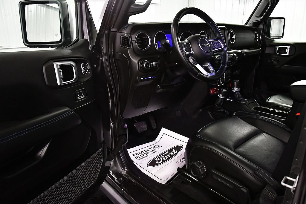 Used 2021 Jeep Wrangler Unlimited Rubicon 4xe w/ Cold Weather Group AWD/4WD image 14