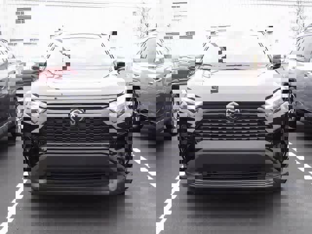 Used 2024 Toyota RAV4 XLE image 2