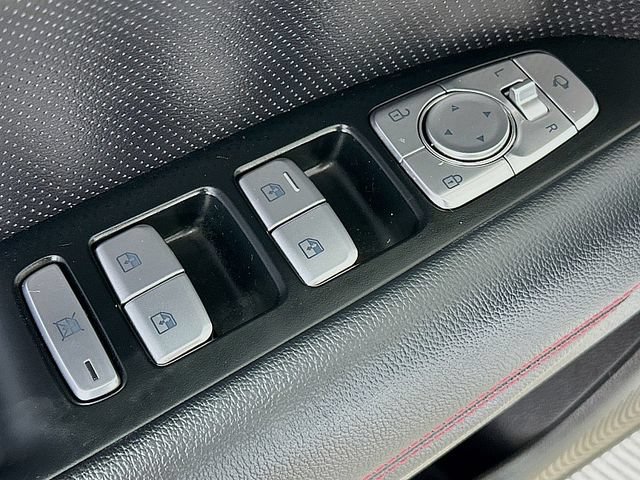 Used 2023 Genesis G70 3.3T w/ Sport Advanced Package RWD image 20