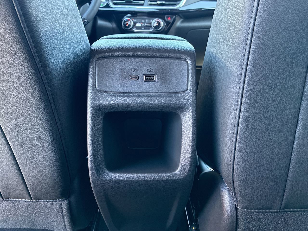New 2026 Chevrolet Trax RS w/ Driver Confidence Package image 52