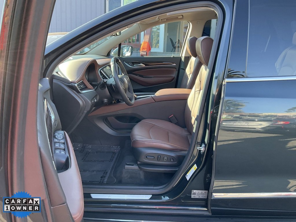 Used 2020 Buick Enclave Avenir w/ Avenir Technology Package image 15