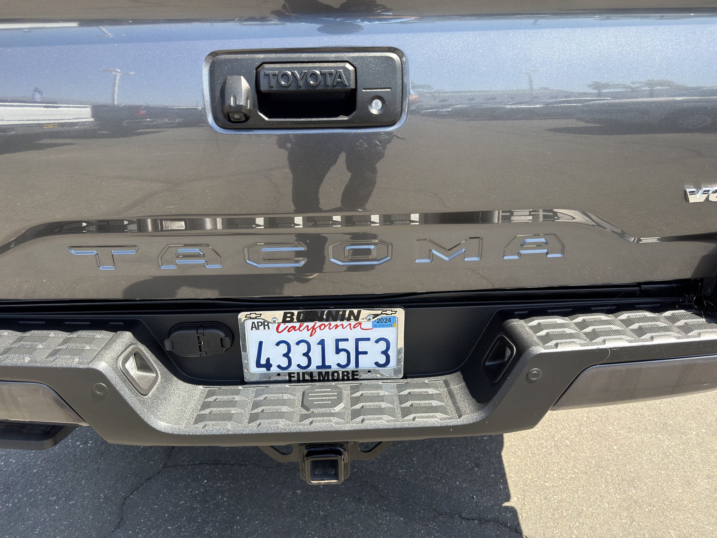 Used 2021 Toyota Tacoma TRD Off-Road w/ Technology Package AWD/4WD image 48
