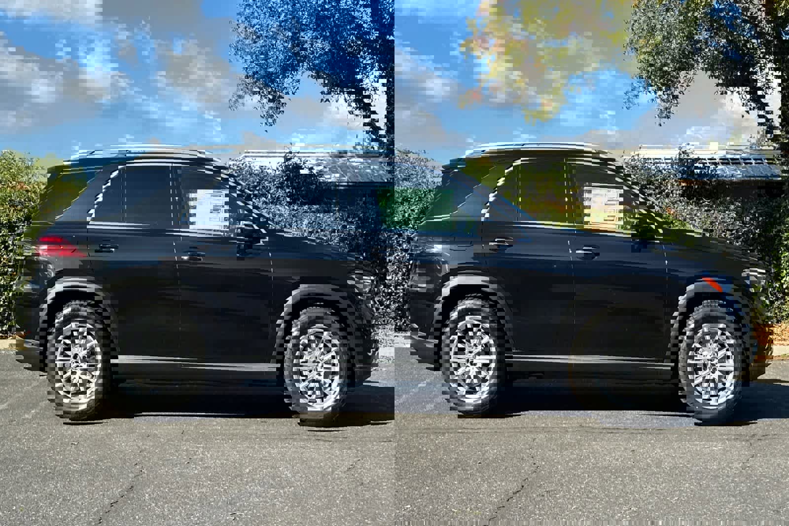 New 2026 Mercedes-Benz GLE 350 4MATIC image 2