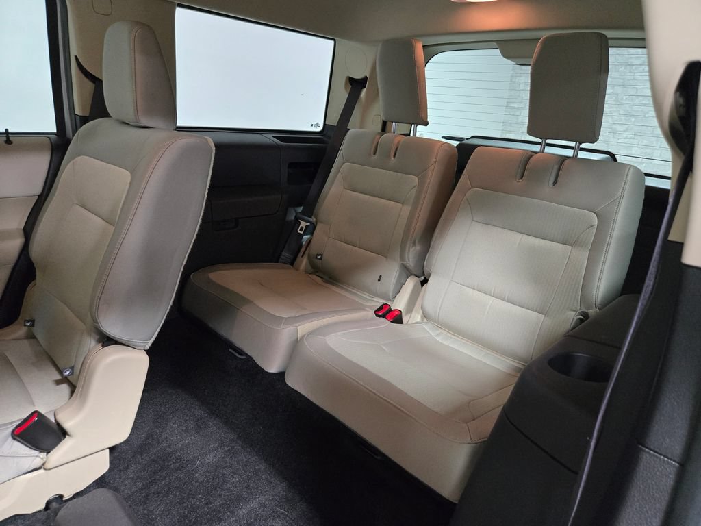 Used 2019 Ford Flex SE FWD image 34