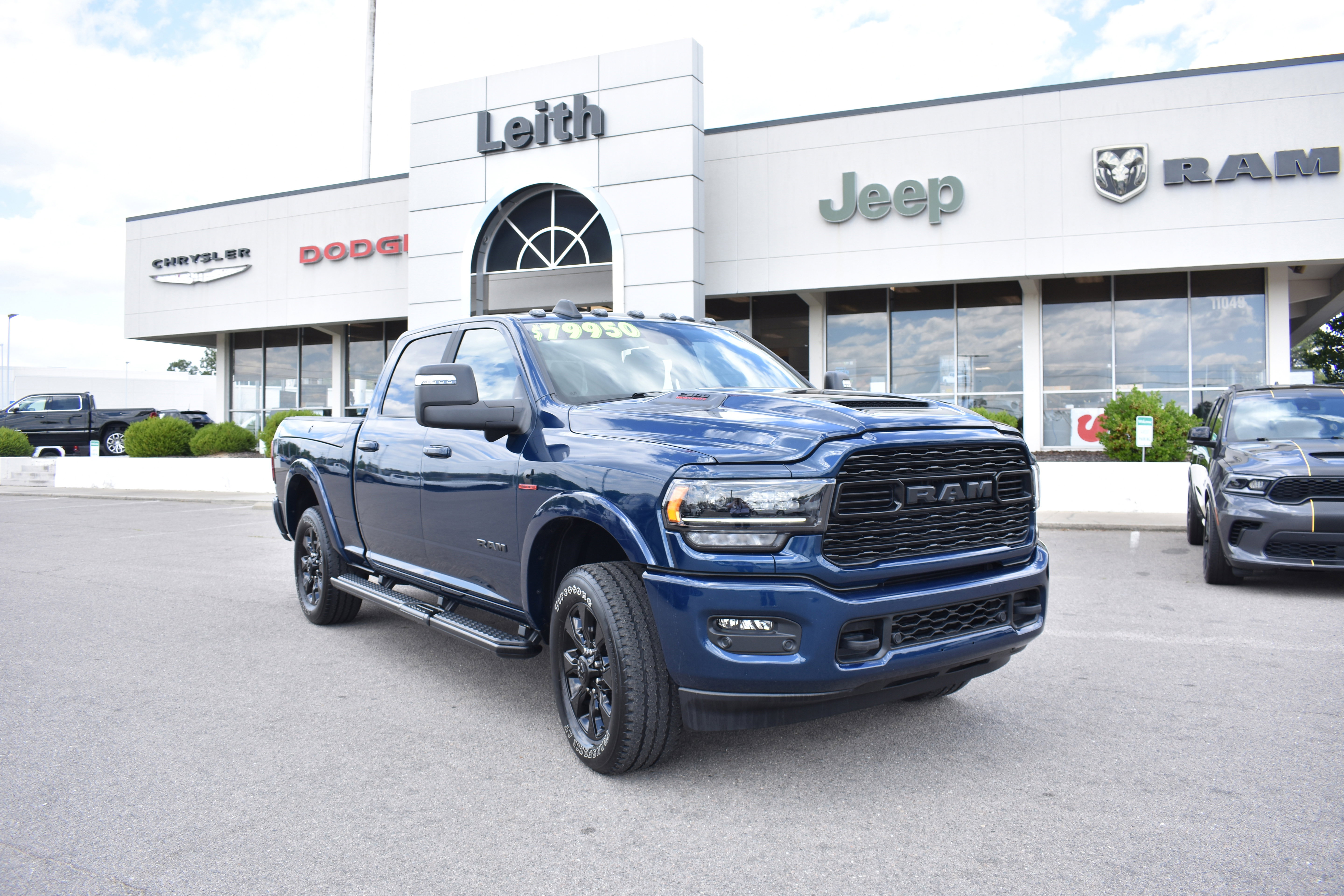 Used 2024 RAM 2500 Limited AWD/4WD image 1