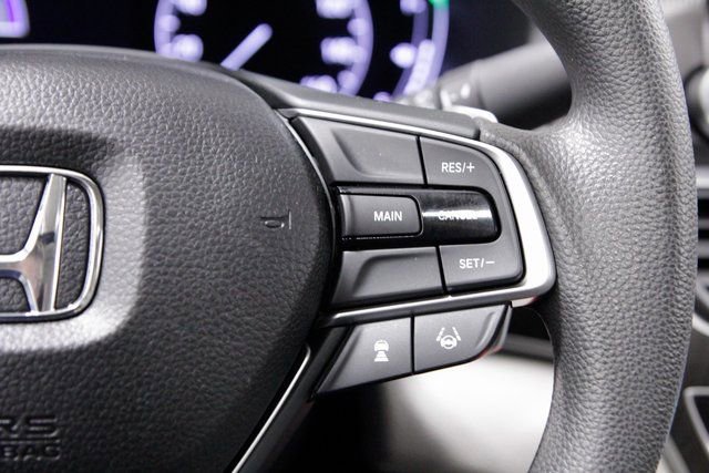 Used 2018 Honda Accord EX image 24