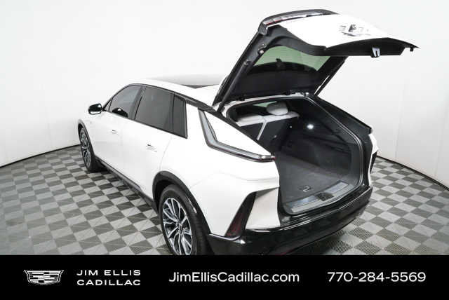 Used 2024 Cadillac Lyriq Sport AWD/4WD image 28