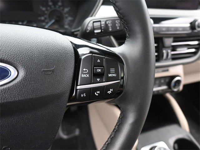 Used 2022 Ford Escape SEL image 32