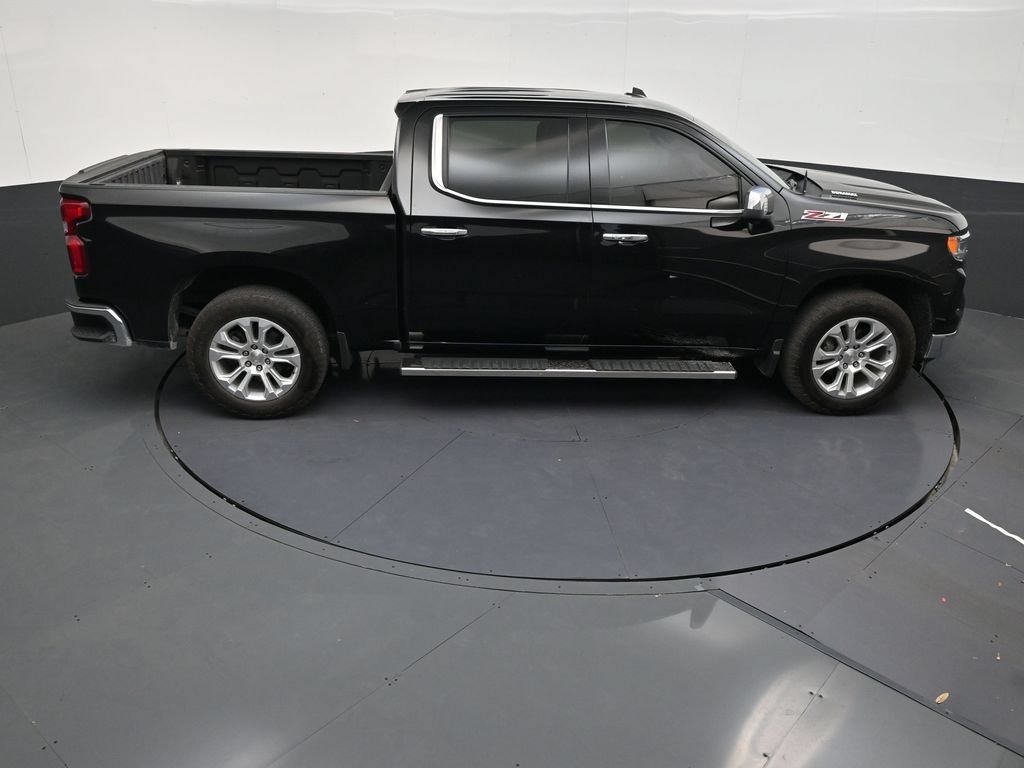 Used 2023 Chevrolet Silverado 1500 LTZ AWD/4WD image 17