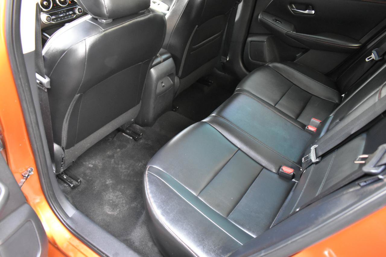 Used 2022 Nissan Sentra SR w/ SR Premium Package FWD image 25