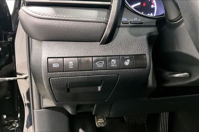 Used 2024 Toyota Camry SE image 38