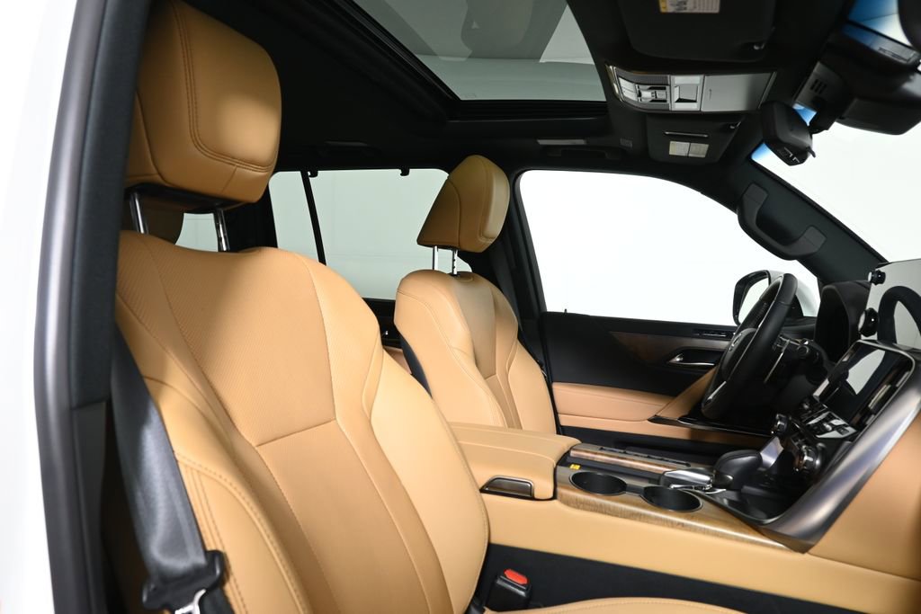 New 2026 Lexus LX 700h Luxury AWD/4WD image 35