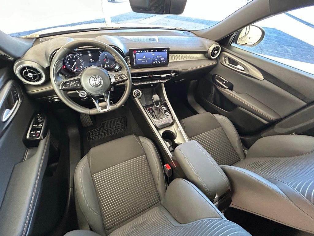 New 2025 Alfa Romeo Tonale AWD/4WD image 27