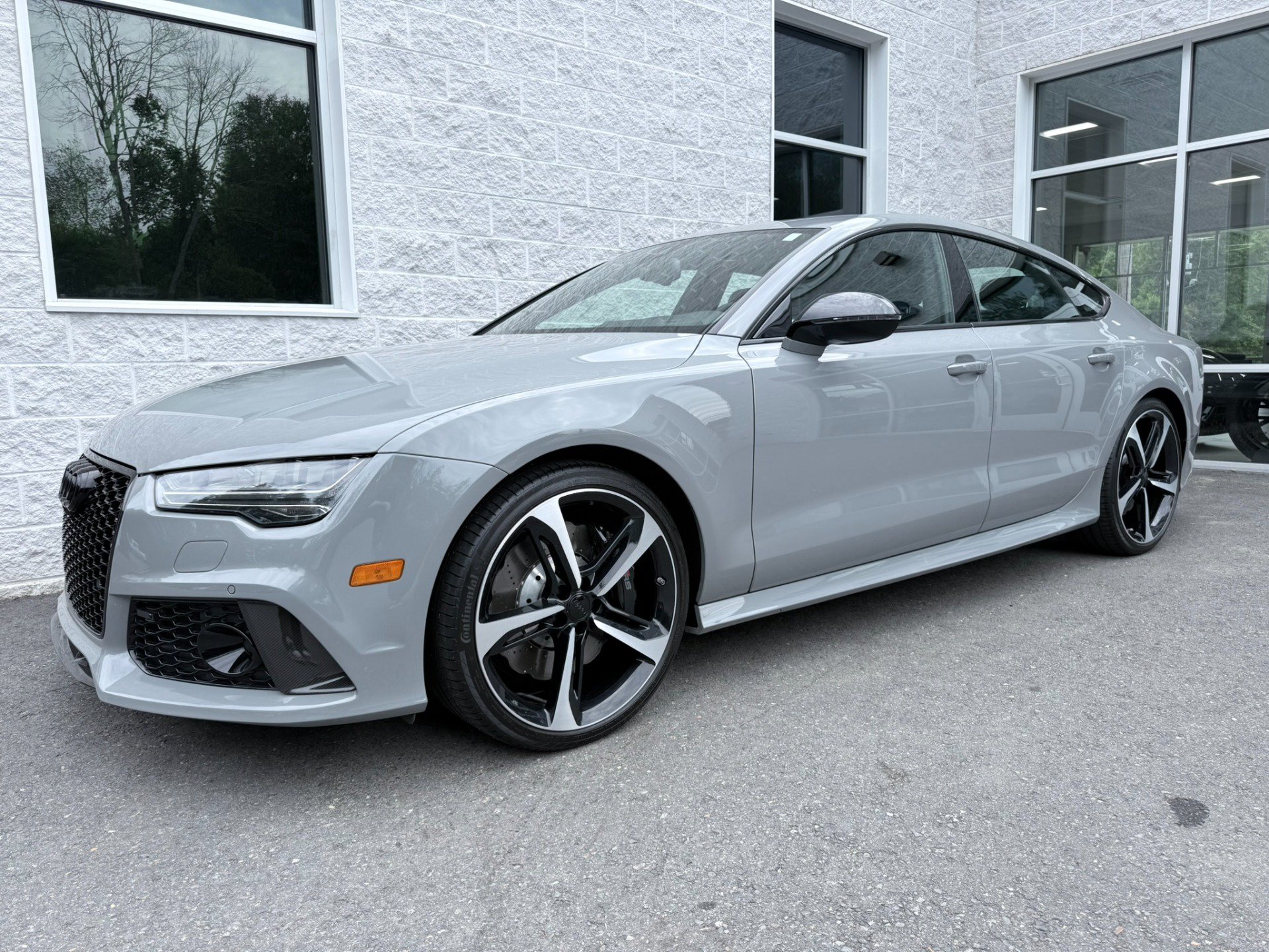 Used 2016 Audi RS 7 Prestige w/ Carbon-Optic Package AWD/4WD image 3