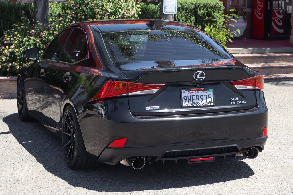Used 2019 Lexus IS 300 F Sport w/ F Sport Package RWD image 6