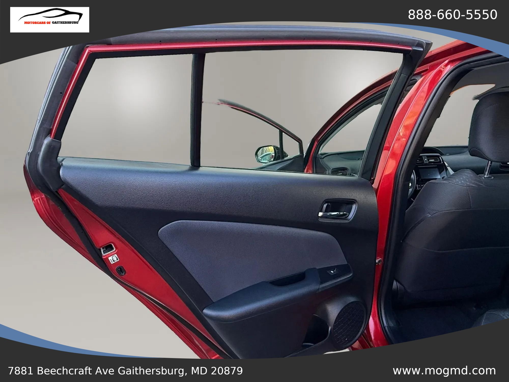 Used 2016 Toyota Prius Two image 10