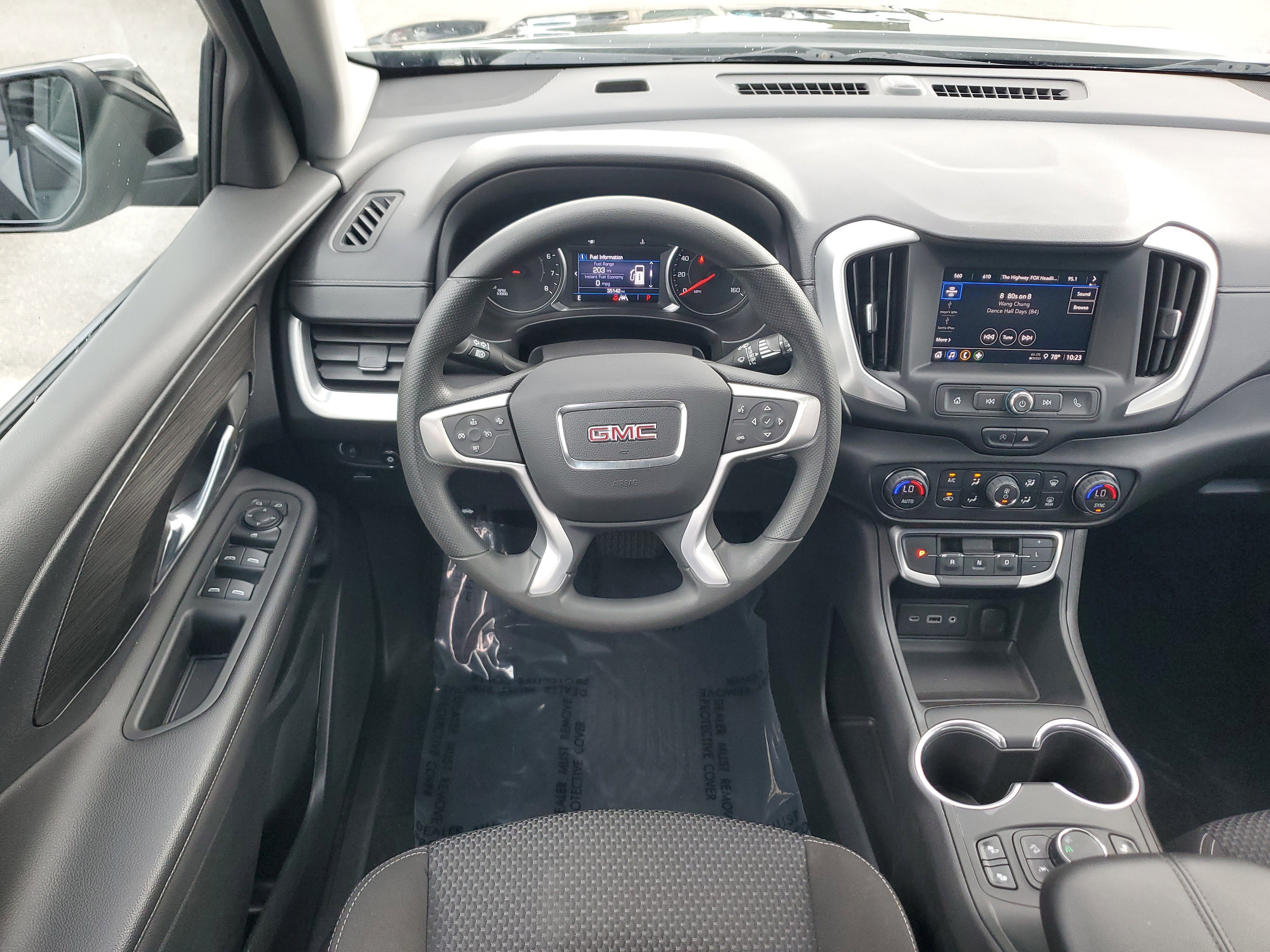 Used 2022 GMC Terrain SLE w/ Driver Convenience Package image 19