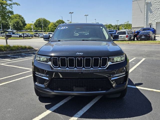 Used 2023 Jeep Grand Cherokee Limited w/ Luxury Tech Group II AWD/4WD image 4