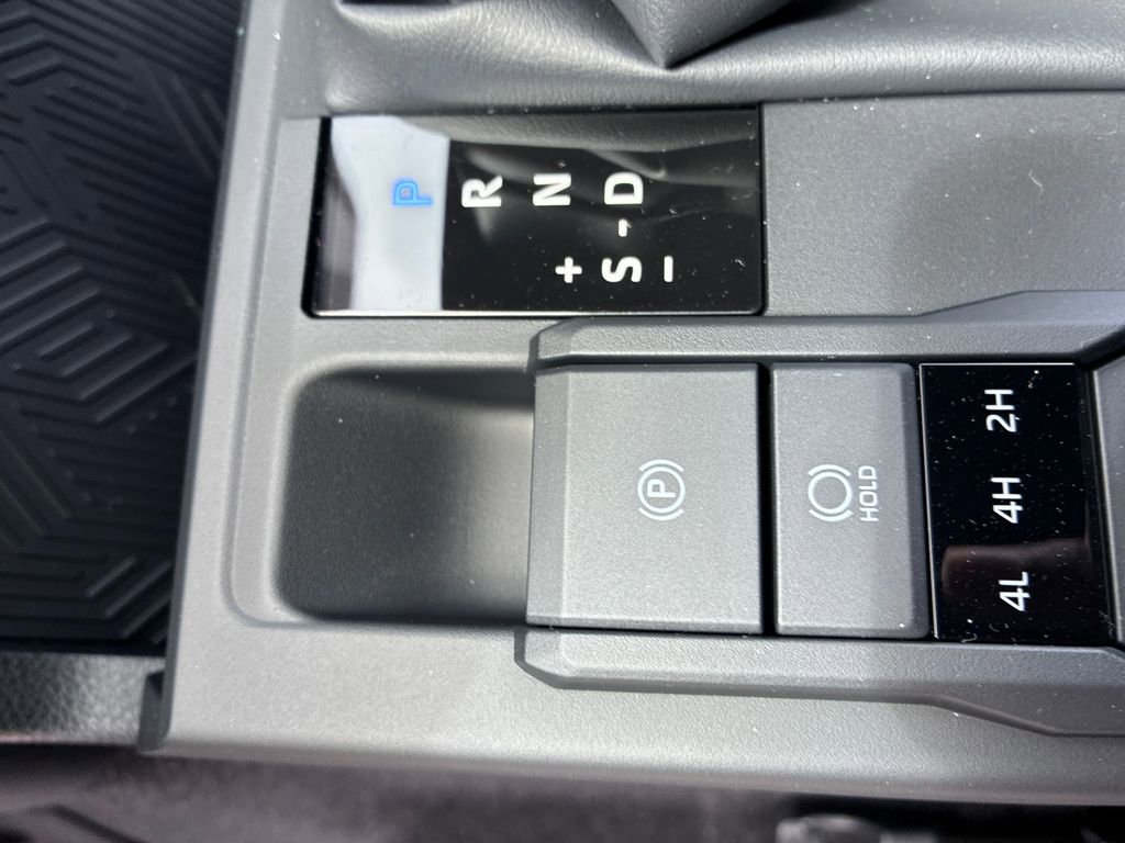 New 2026 Toyota 4Runner SR5 AWD/4WD image 40