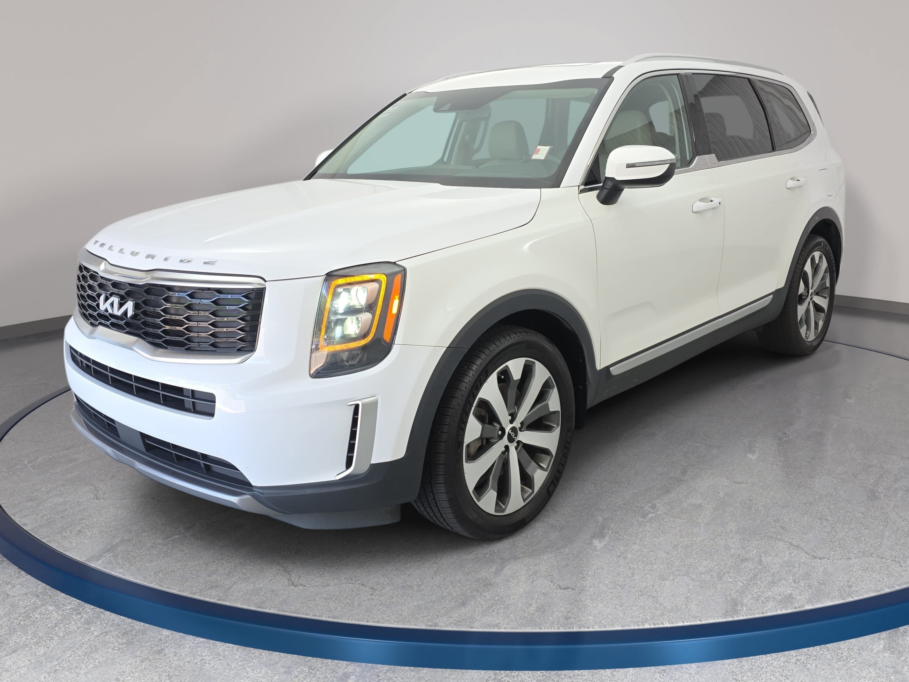 Used 2022 Kia Telluride EX w/ EX Premium Package AWD/4WD image 1