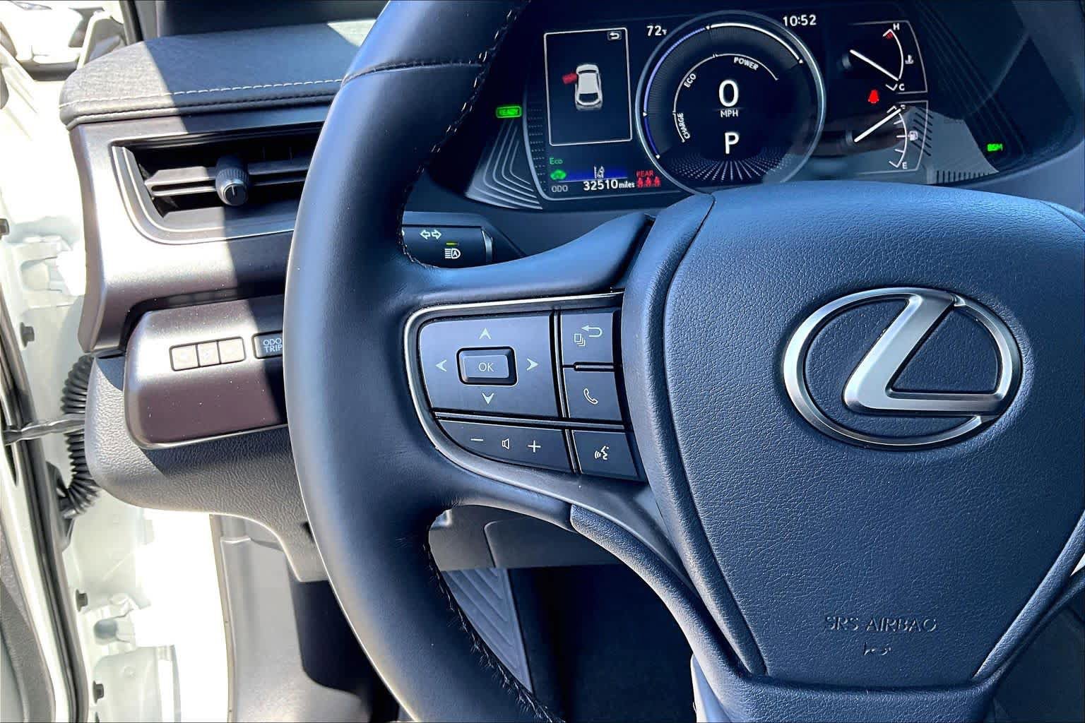 Certified 2024 Lexus UX 250h FWD image 22