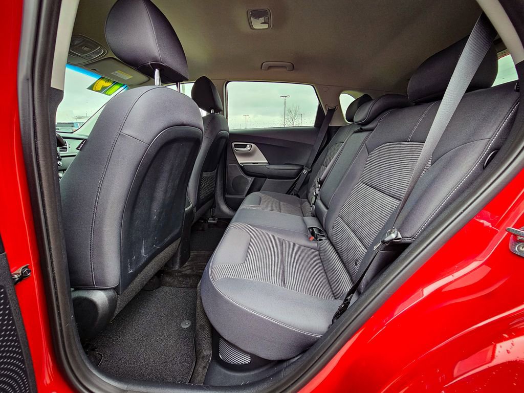 Used 2019 Kia Niro LX image 27