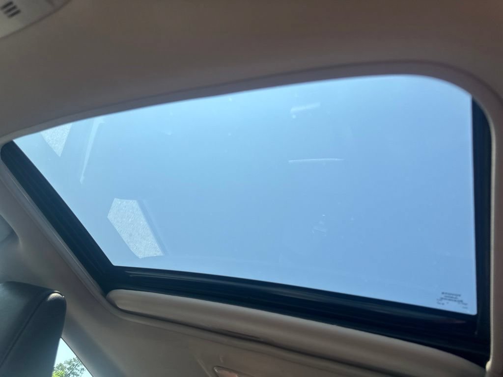 Used 2018 Toyota Corolla XSE FWD image 33