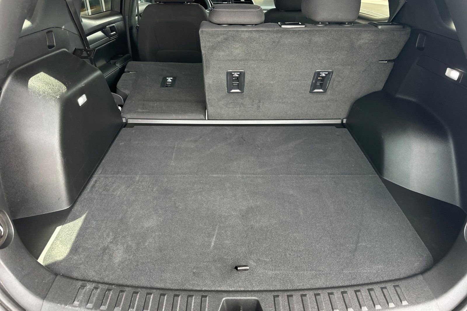 Used 2026 GMC Terrain Elevation image 18