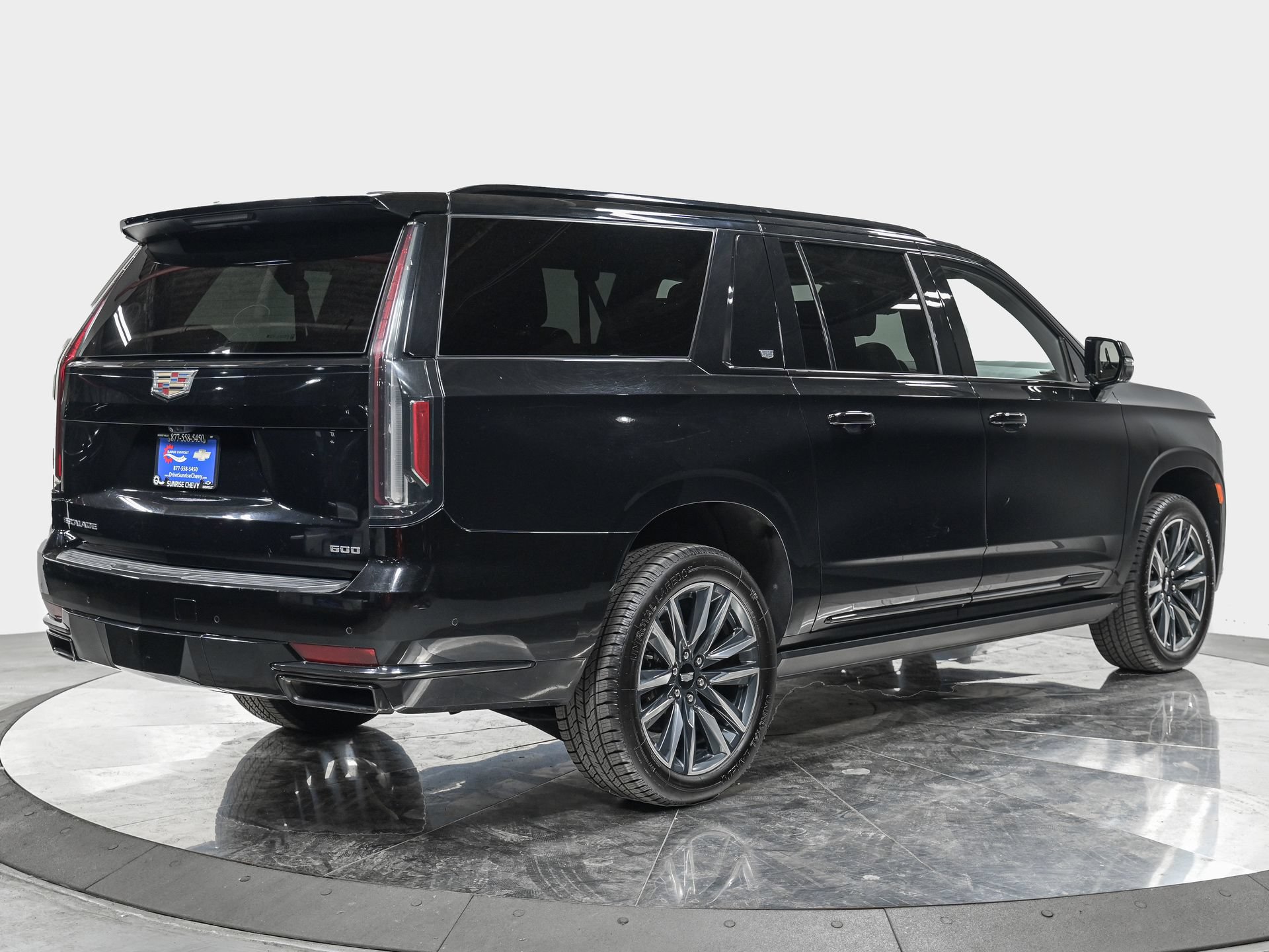 Used 2021 Cadillac Escalade ESV Sport w/ Driver Assist Tech Package AWD/4WD image 7