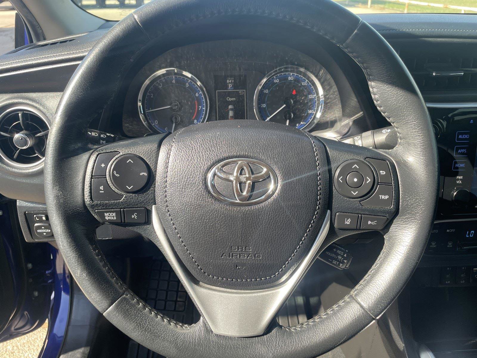 Used 2019 Toyota Corolla XSE image 14