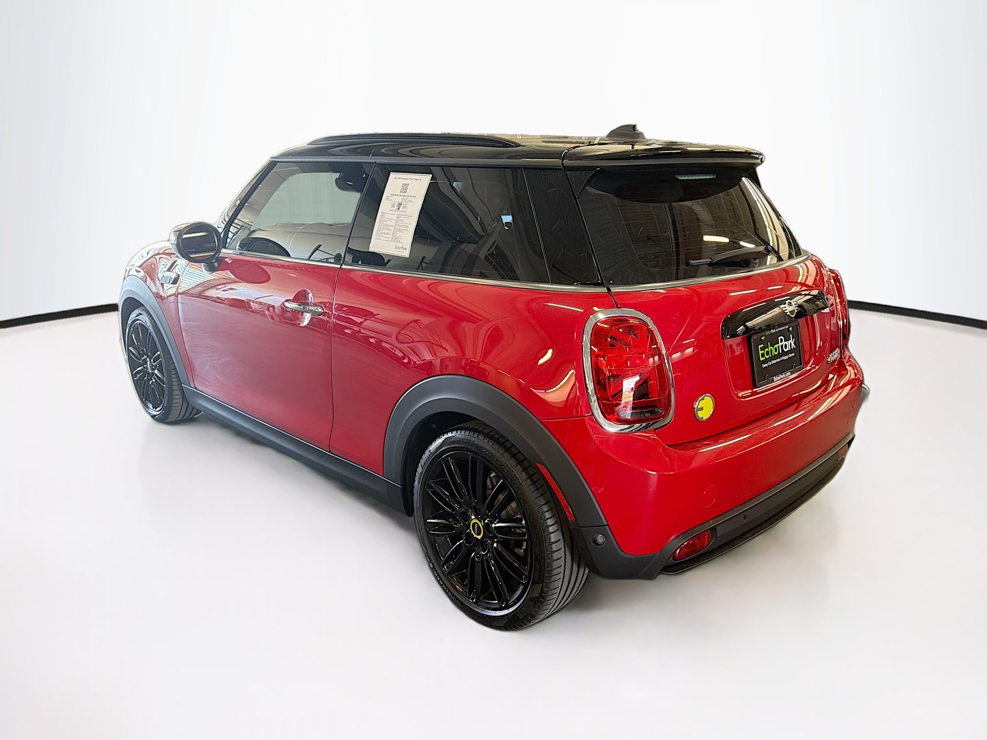 Used 2022 MINI Cooper SE w/ Driver Assistance Package FWD image 5
