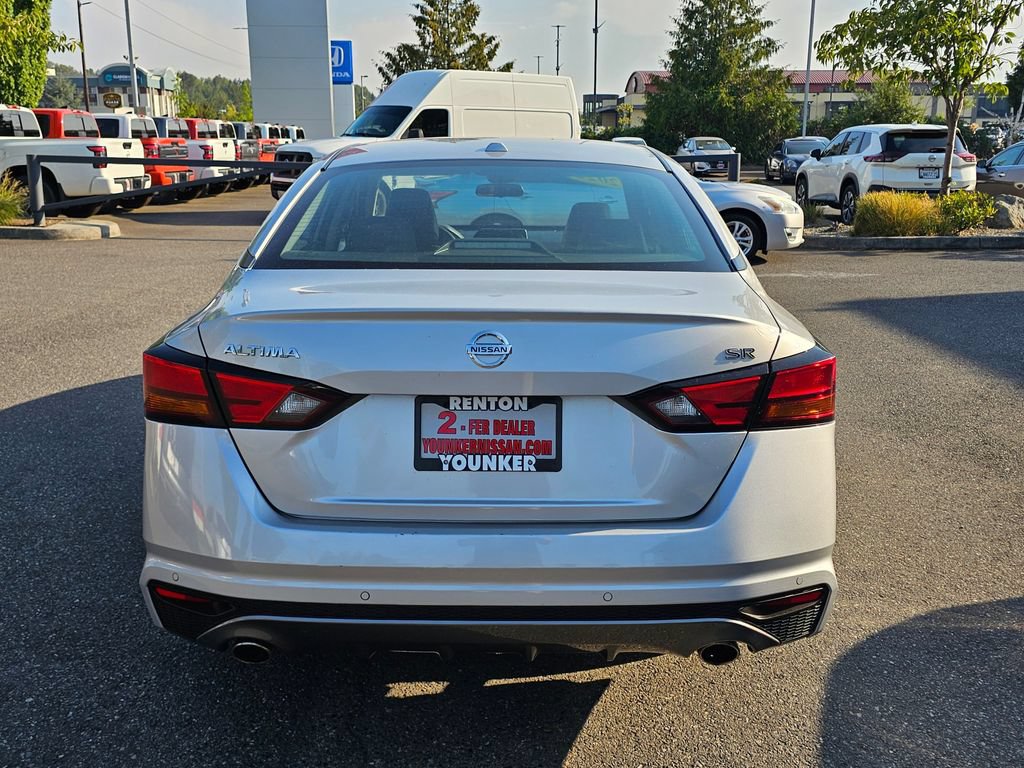 Used 2022 Nissan Altima 2.5 SR FWD image 6