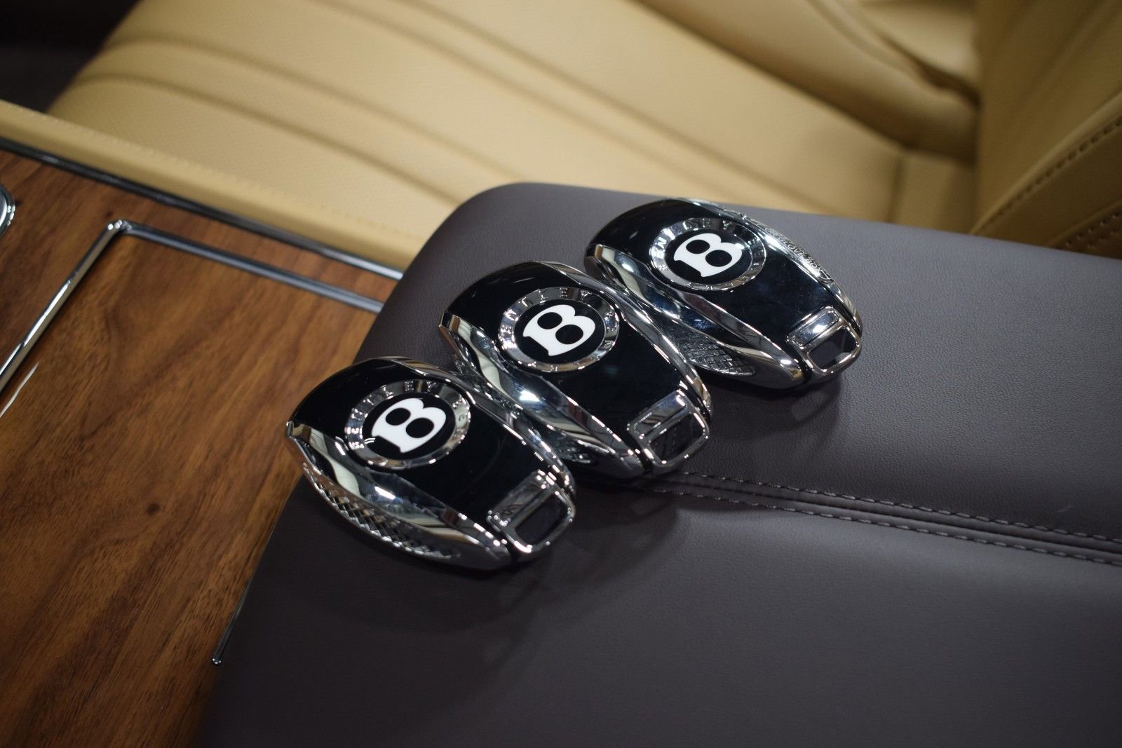 New 2026 Bentley Continental GTC image 40