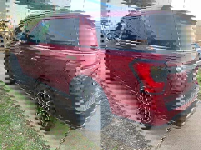 Used 2019 Ford Expedition Limited w/ Texas Edition Package image 4