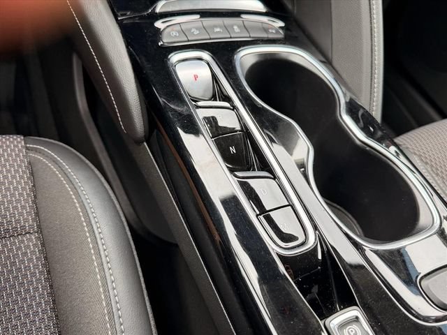 Used 2022 Buick Envision Preferred AWD/4WD image 22