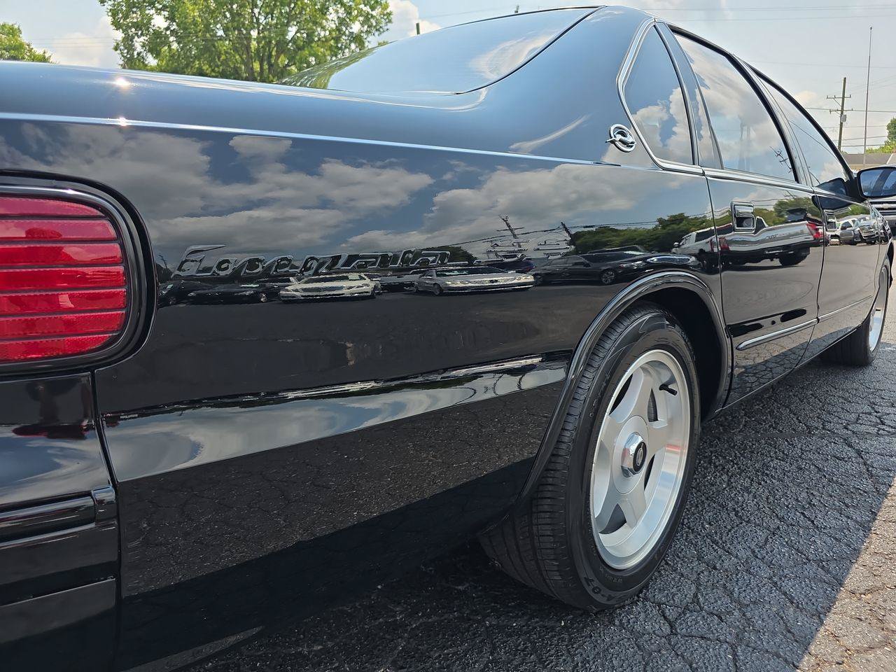 Used 1996 Chevrolet Impala SS RWD image 36