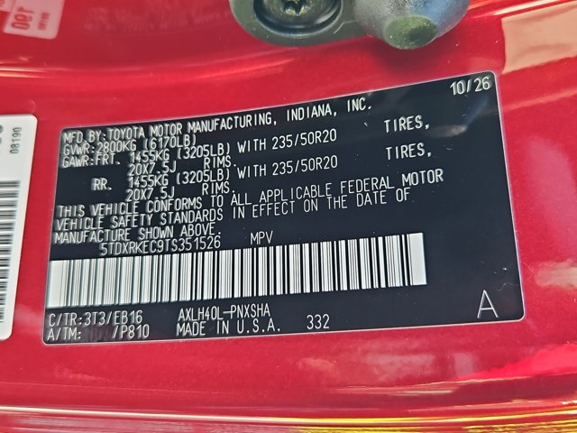 New 2026 Toyota Sienna XSE FWD image 18