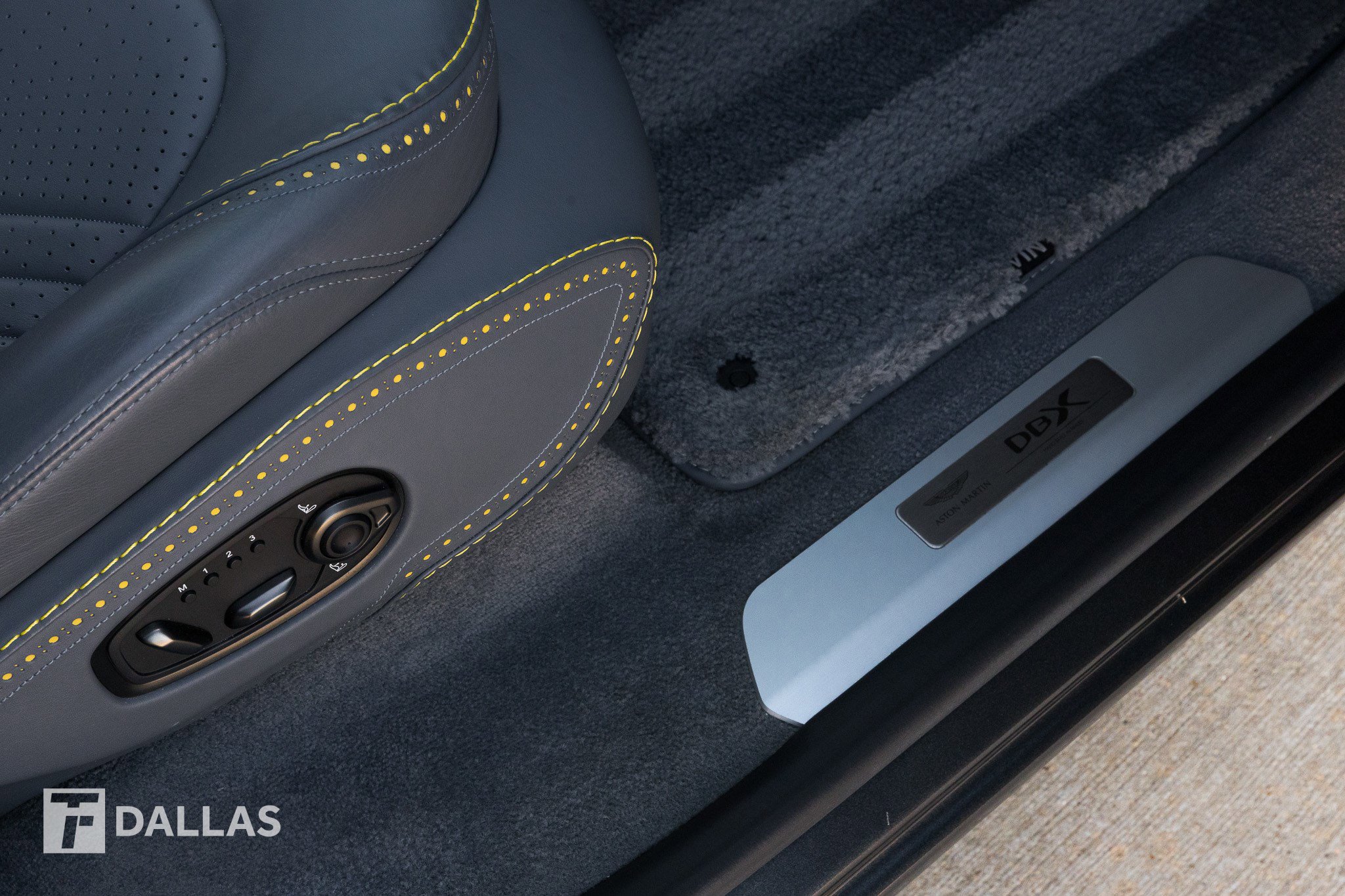 Used 2021 Aston Martin DBX image 37