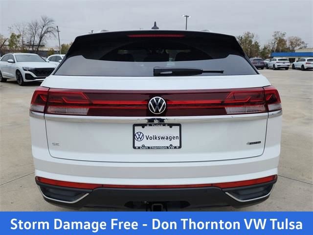 New 2026 Volkswagen Atlas Cross Sport SE image 3